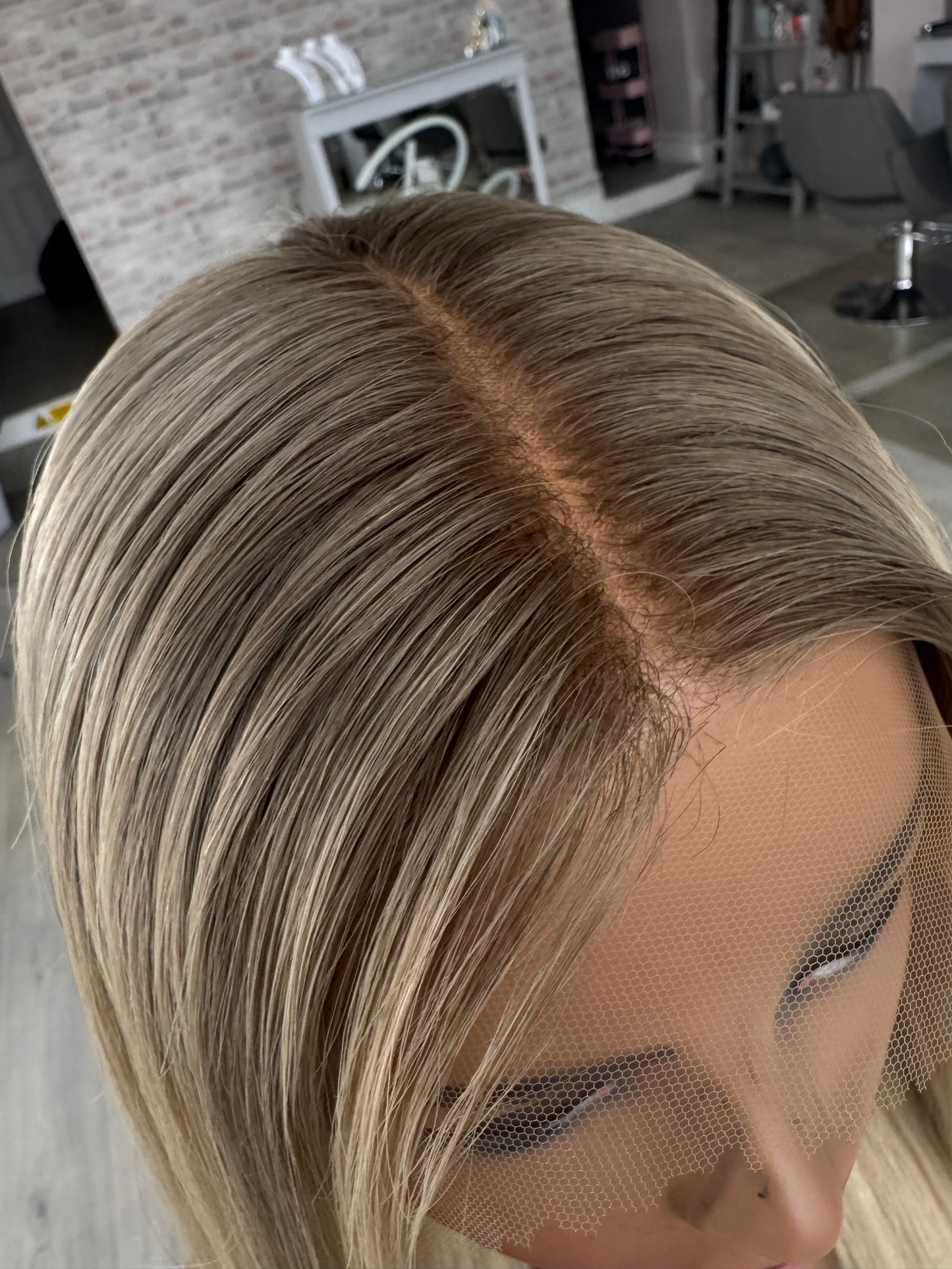 Lana Unit